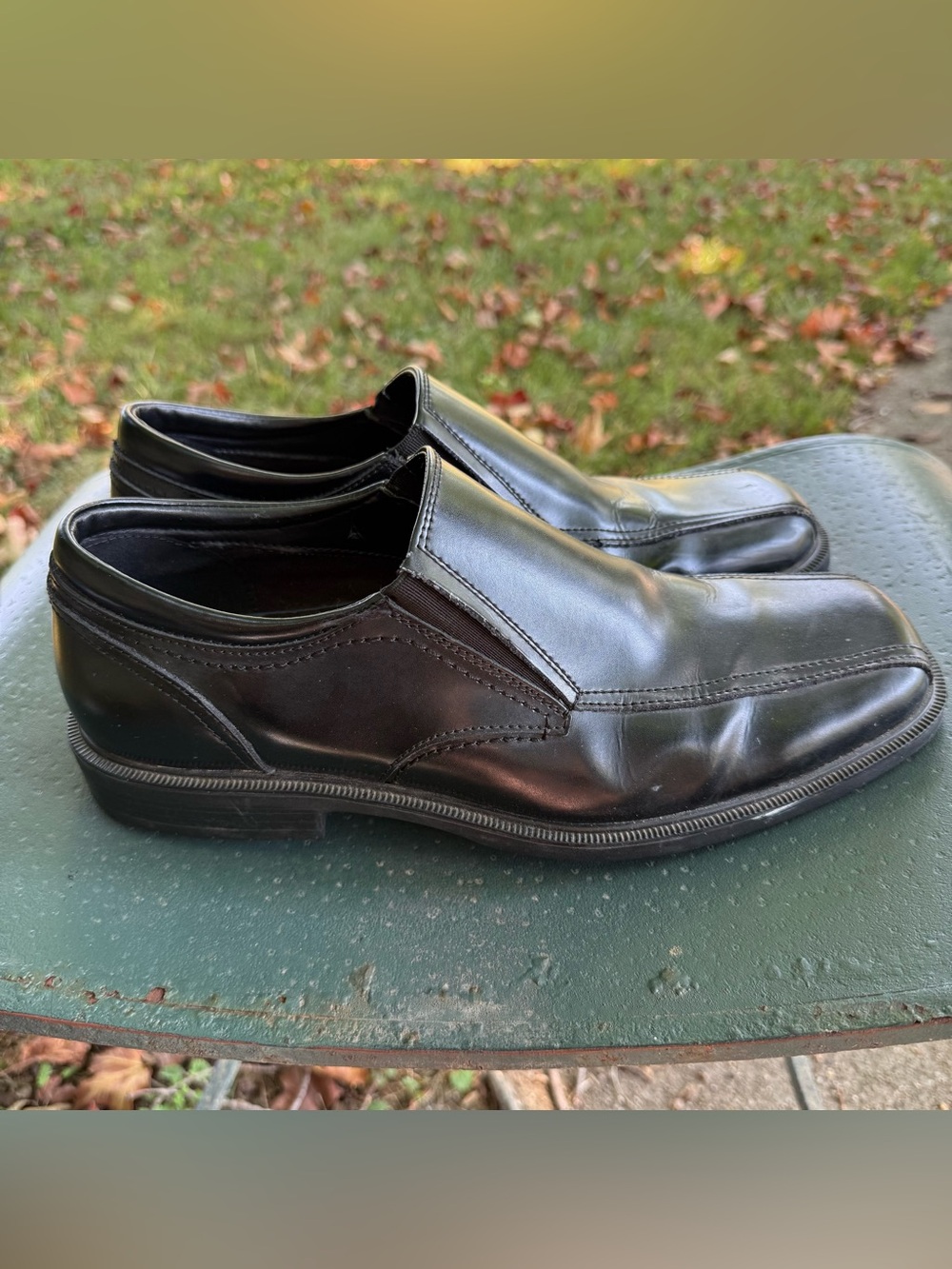 Dockers Men's Society Slip-Resistant Slip-On Black Leather Loafers 11.5